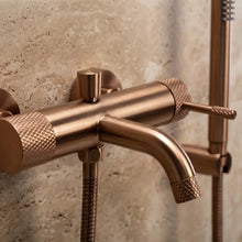 Fürdőkád csaptelep REA Venti Brush Copper