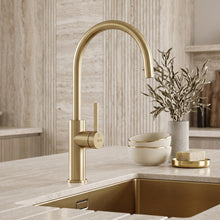 Konyhai csaptelep REA Rivo Brush Gold