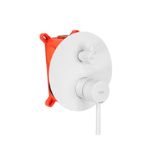 Zuhanyszett rejtett REA Lungo white + box
