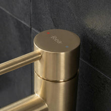 Fürdőszobai csaptelep Rea Tess Brush Gold High