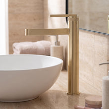 Fürdőszobai csaptelep Rea Grace Brush Gold High